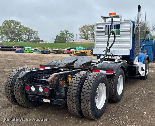 Image of Kenworth T800 equipment image 4
