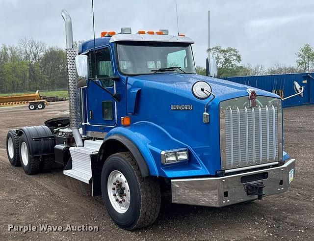 Image of Kenworth T800 equipment image 2