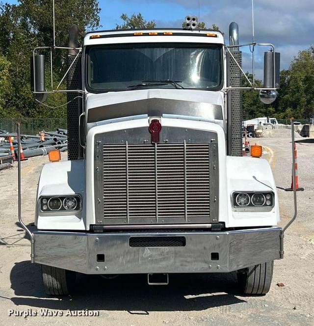 Image of Kenworth T800 equipment image 1