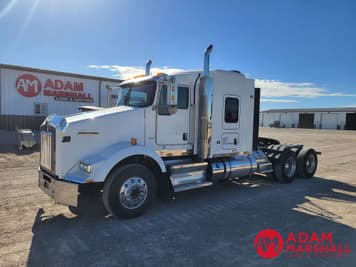 Main image Kenworth T800