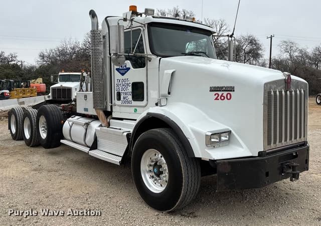 Image of Kenworth T800 equipment image 2