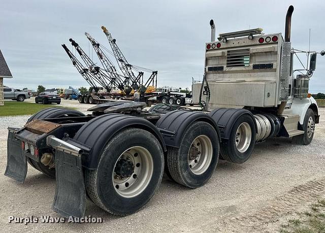 Image of Kenworth T800 equipment image 4