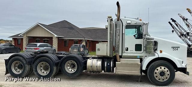 Image of Kenworth T800 equipment image 3