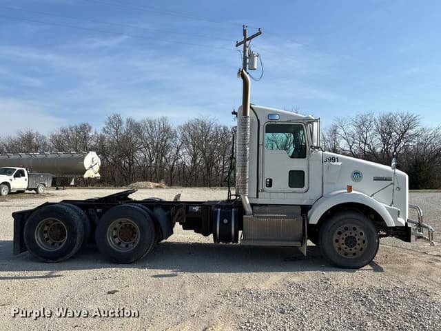 Image of Kenworth T800 equipment image 3