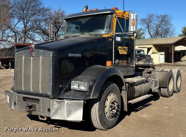 2014 Kenworth T800 Equipment Image0