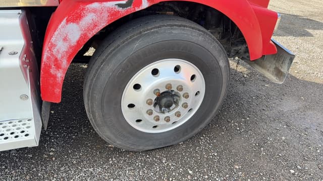 Image of Kenworth T800 equipment image 4