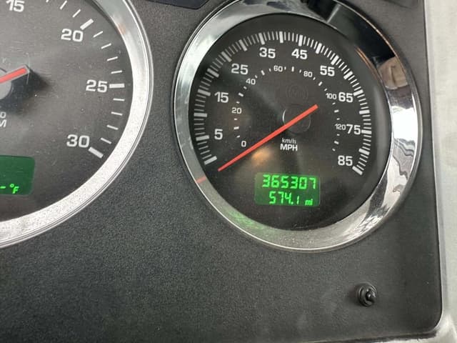 Image of Kenworth T800 equipment image 4