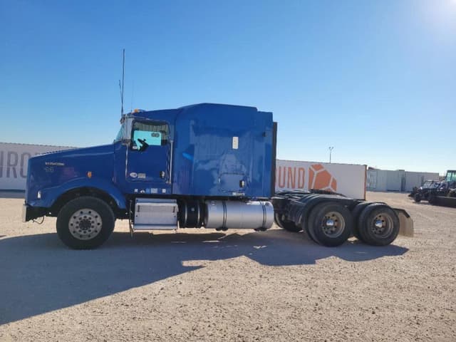 Image of Kenworth T800 equipment image 1