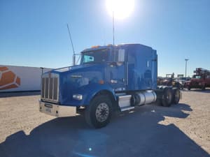 2014 Kenworth T800 Image