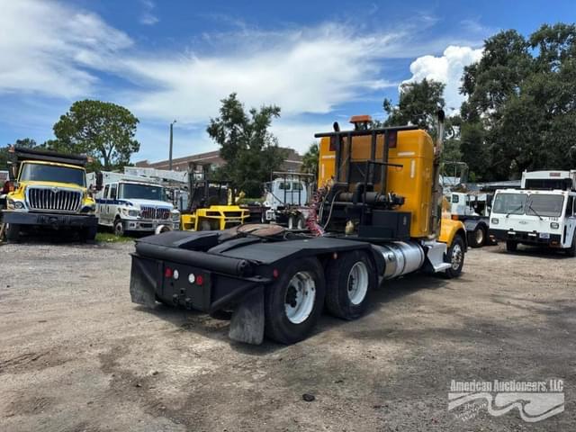 Image of Kenworth T800 equipment image 2