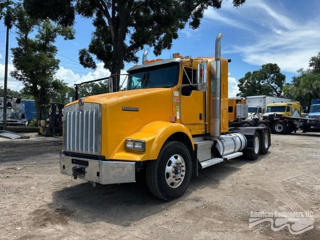 Image of Kenworth T800 equipment image 3
