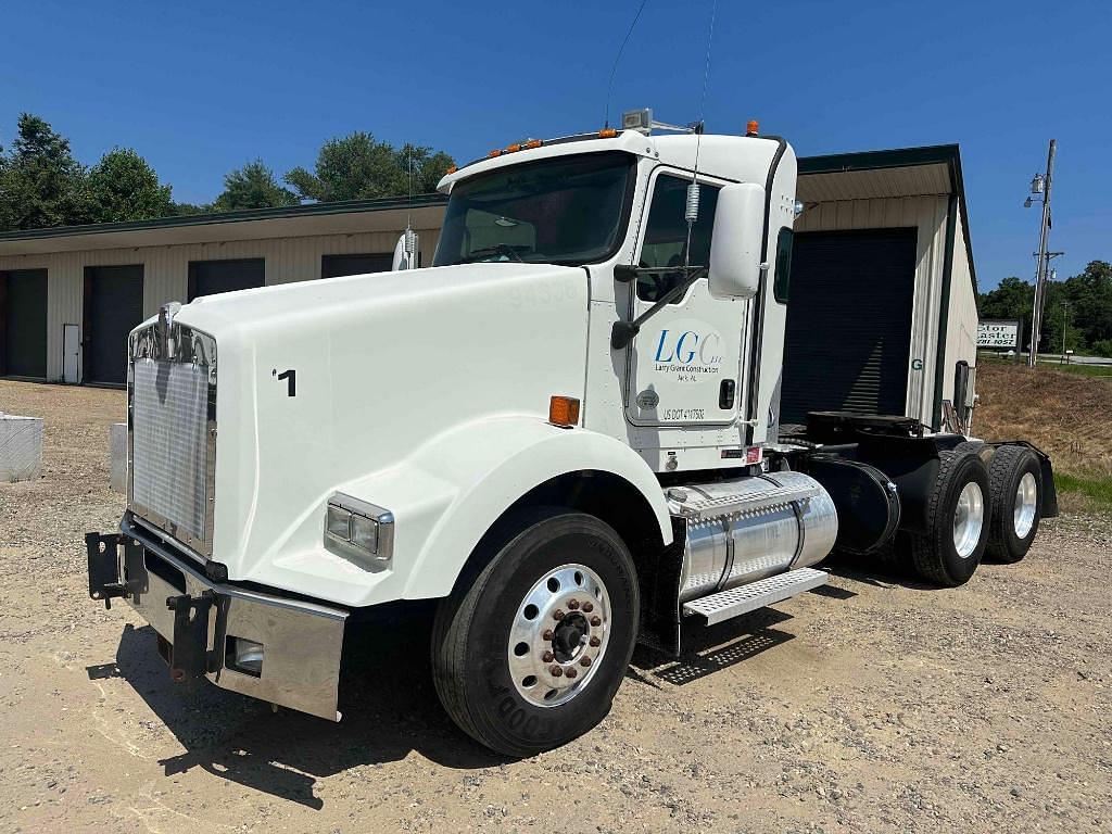 Image of Kenworth T800 Primary image