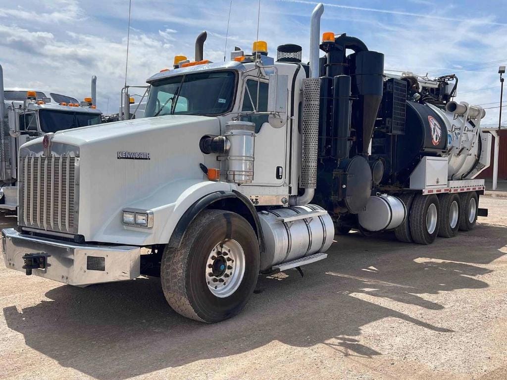 Main image Kenworth T800