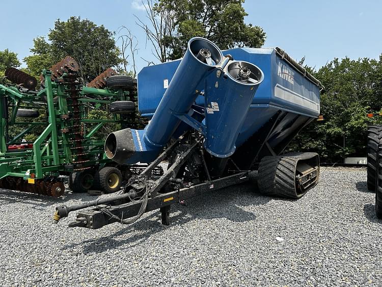 2014 Kinze 1100 Equipment Image0