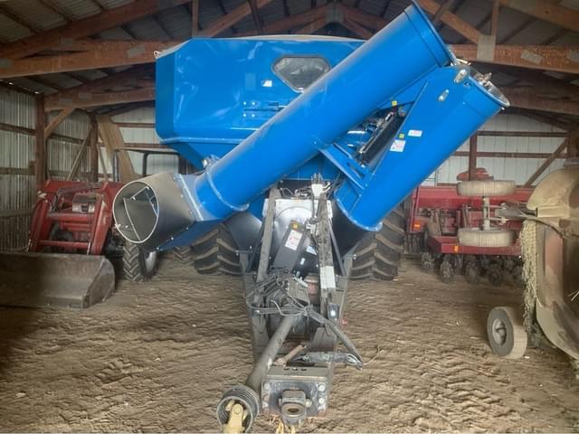 Image of Kinze 1100 equipment image 4