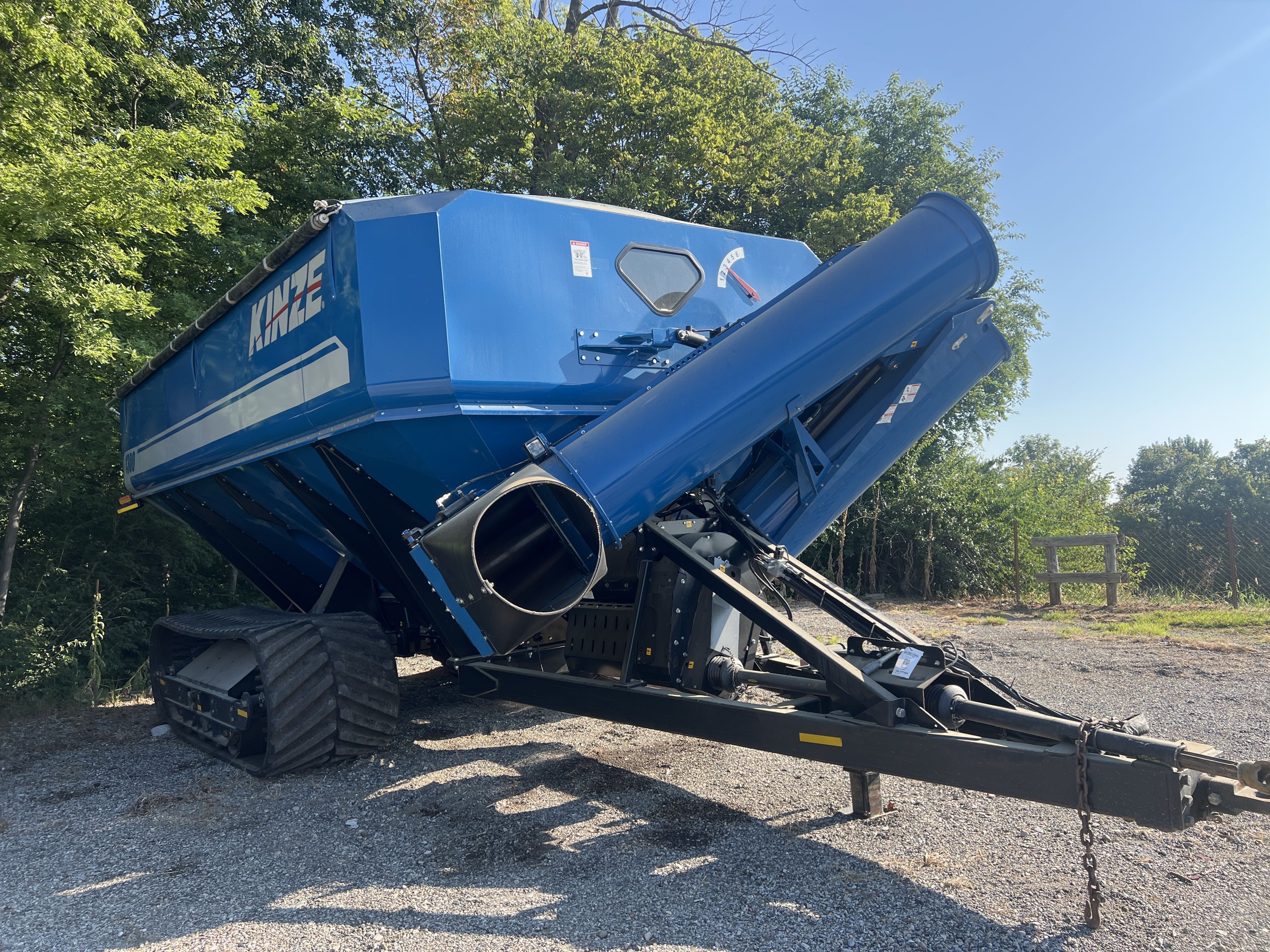 Main image Kinze 1300