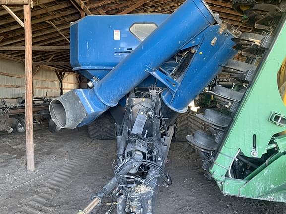 Image of Kinze 1300 equipment image 1