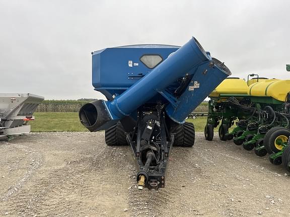 Image of Kinze 1500 equipment image 2