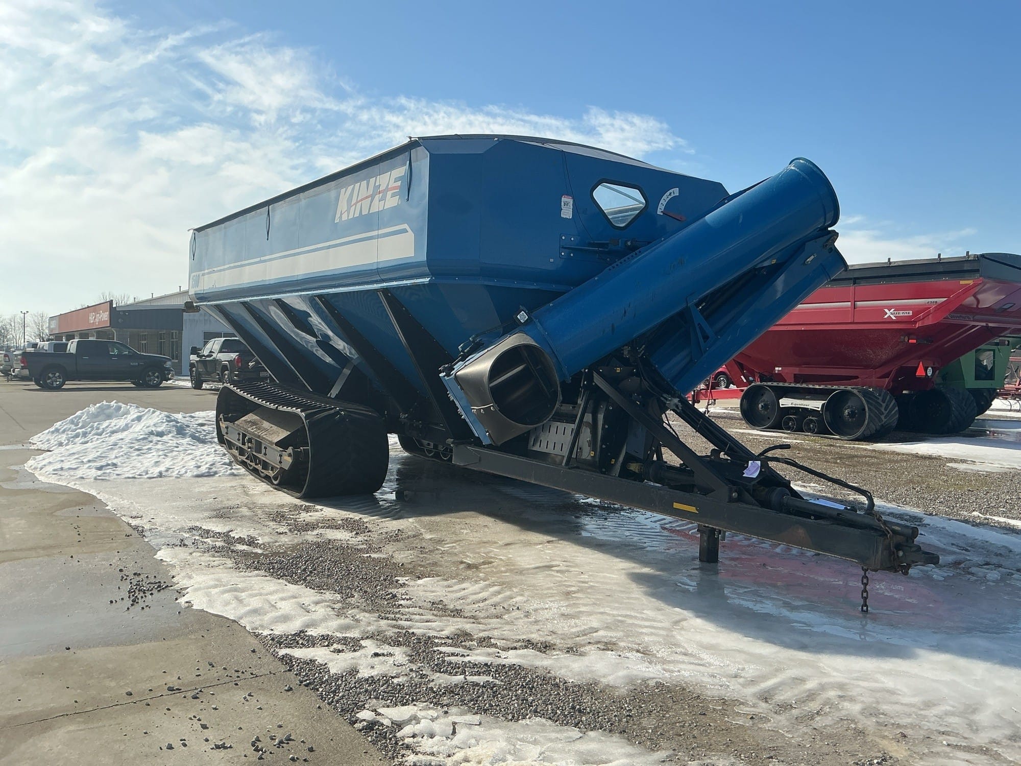 2014 Kinze 1500 Equipment Image0