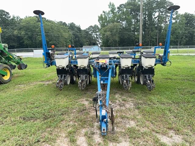Image of Kinze 3000 equipment image 3