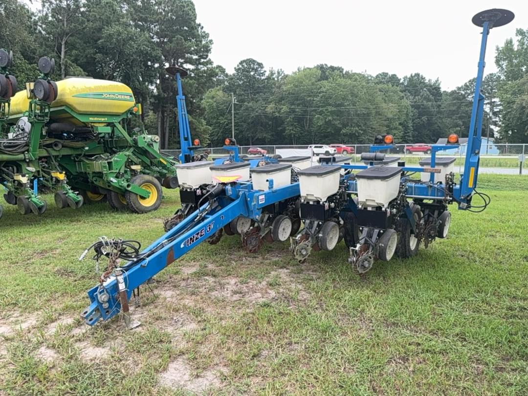Image of Kinze 3000 Primary image