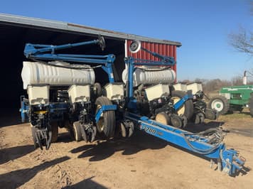Main image Kinze 3200