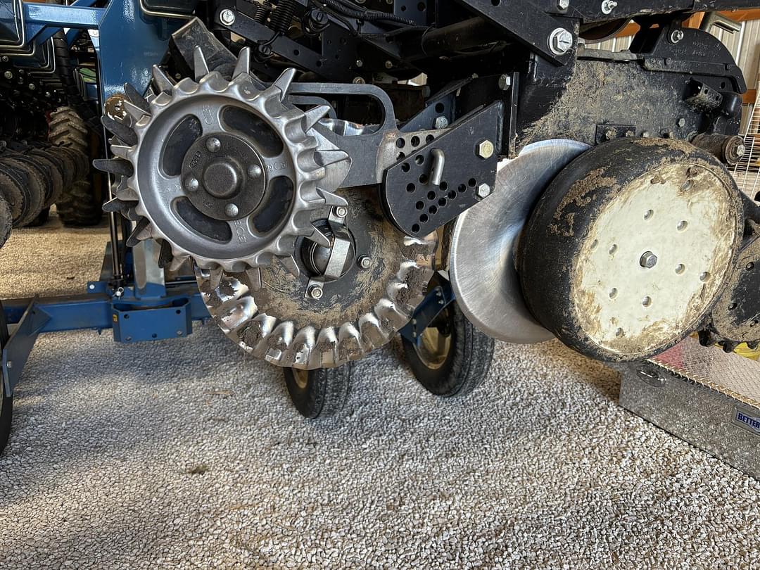 Image of Kinze 3500 Image 1