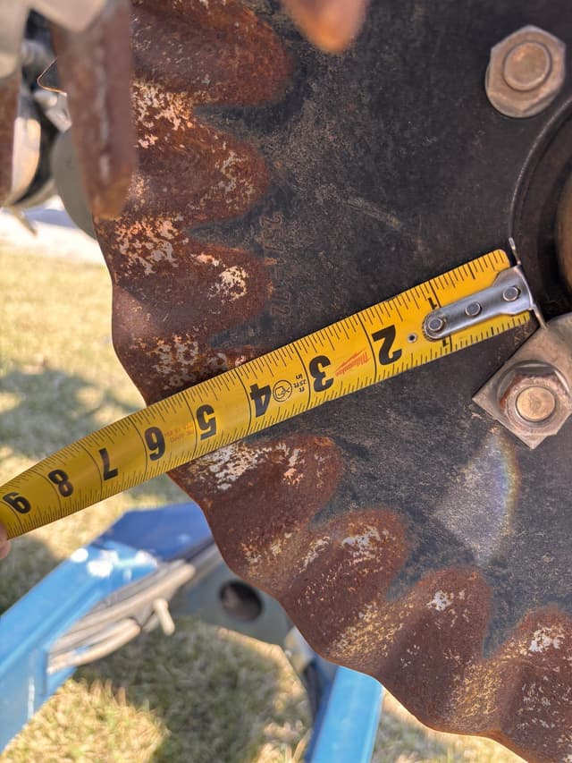 Image of Kinze 3500 equipment image 3