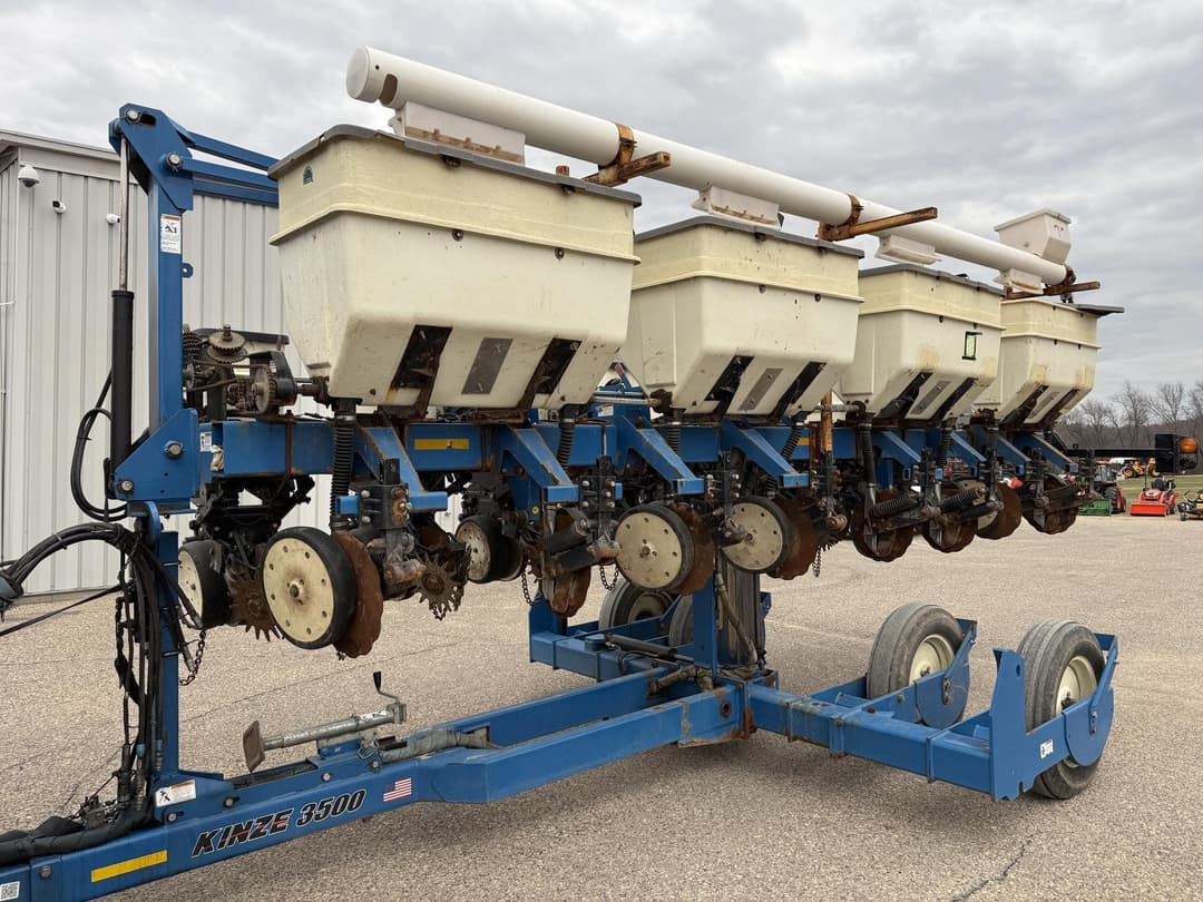 Image of Kinze 3500 Primary image