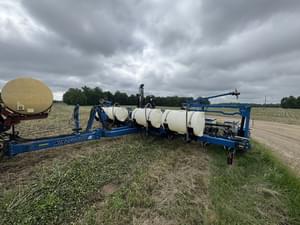 2014 Kinze 3600 Image