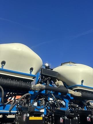Image of Kinze 3600 equipment image 4