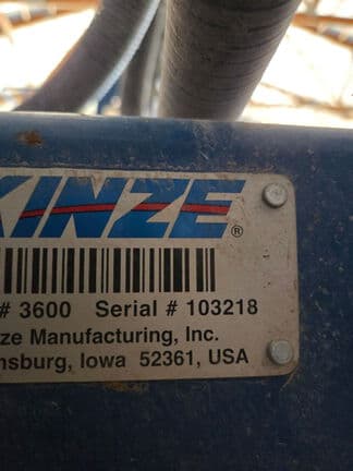 Image of Kinze 3600 equipment image 1