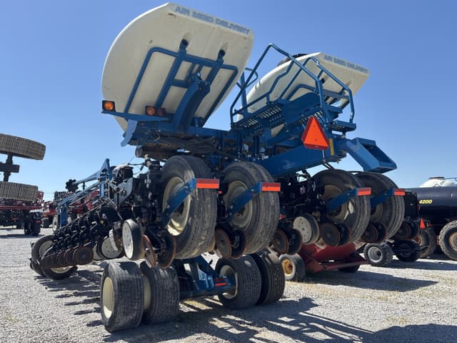 Image of Kinze 3800ASD equipment image 4