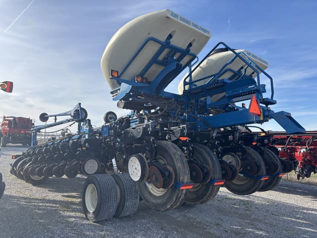 Image of Kinze 3800ASD equipment image 4