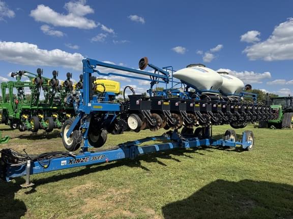Image of Kinze 3600 Primary image