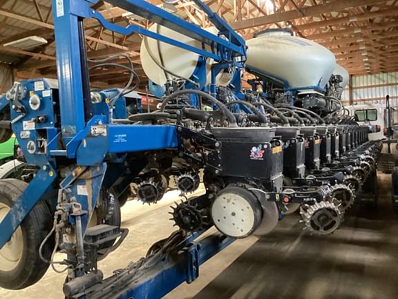 Image of Kinze 3600 Primary image