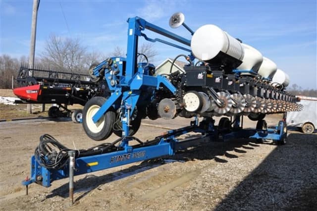 Image of Kinze 3600ASD equipment image 1