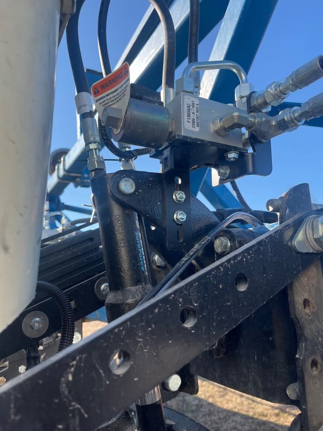 Image of Kinze 3600 equipment image 1