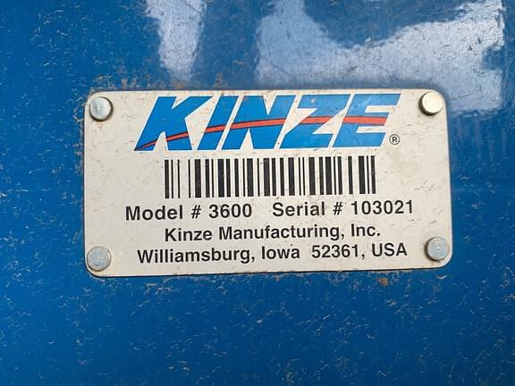 Image of Kinze 3600ASD equipment image 4