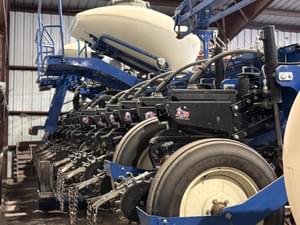 2014 Kinze 3660ASD Image