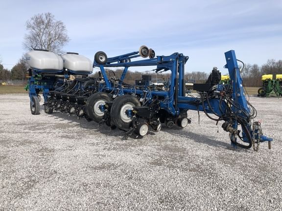 Main image Kinze 4900