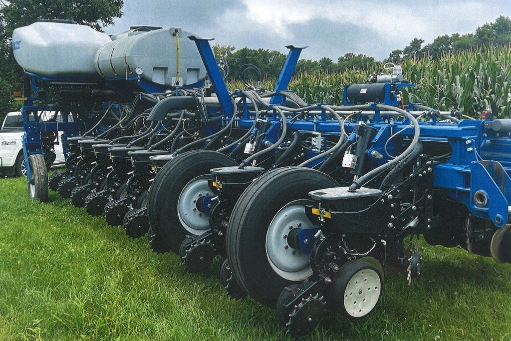 2014 Kinze 4900 Equipment Image0