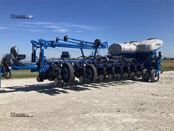 2014 Kinze 4900 Equipment Image0