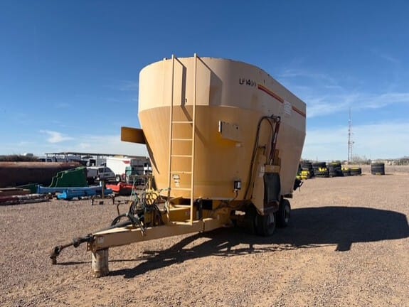 2014 Kirby LP1400 Equipment Image0