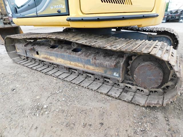 Image of Kobelco SK140SRLC-3 equipment image 4