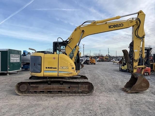 Image of Kobelco SK140SRLC-3 equipment image 4