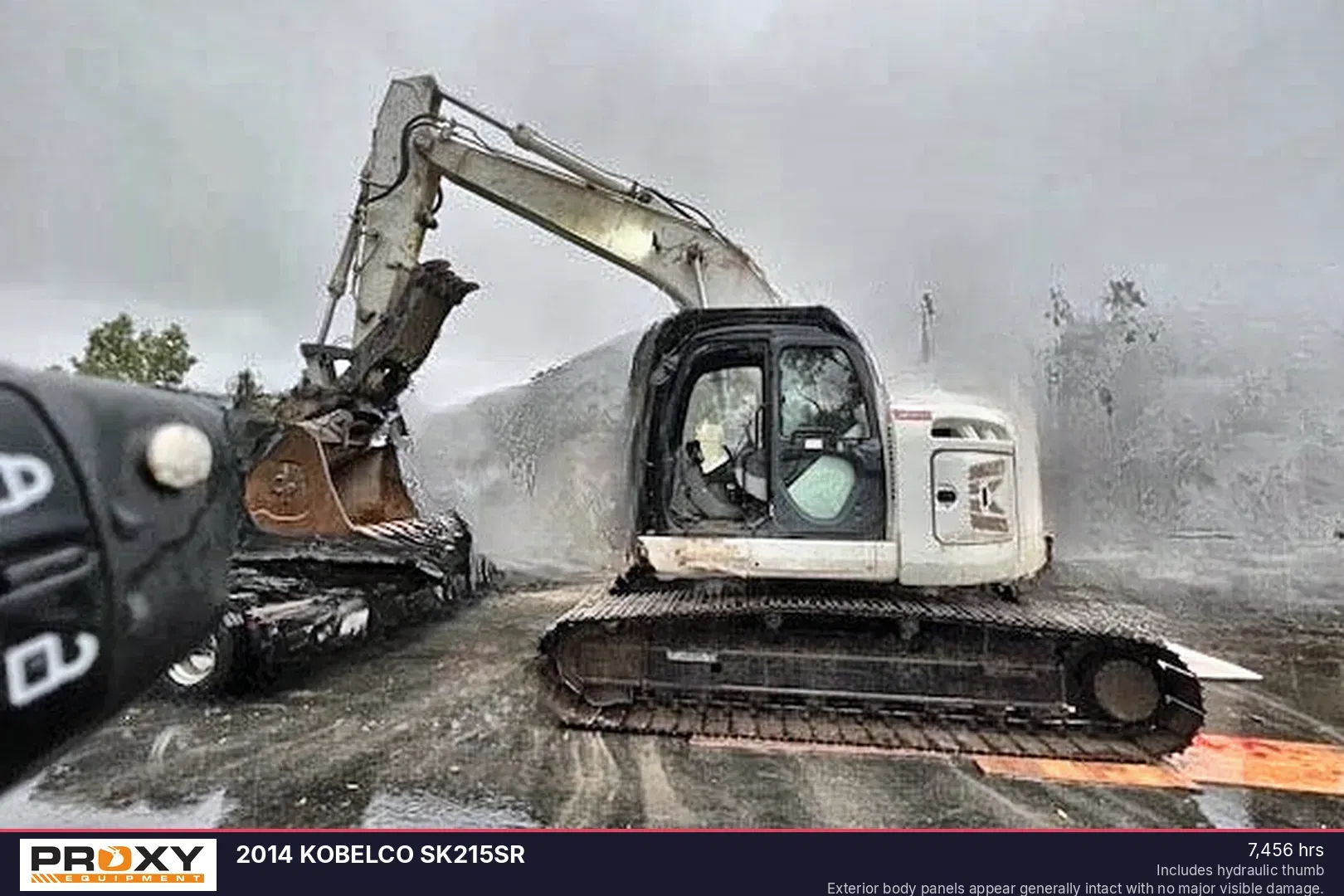 2014 Kobelco SK215SR Equipment Image0