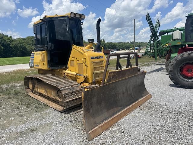 Image of Komatsu D37PX-23 equipment image 2