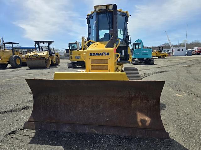 Image of Komatsu D39EX-23 equipment image 2