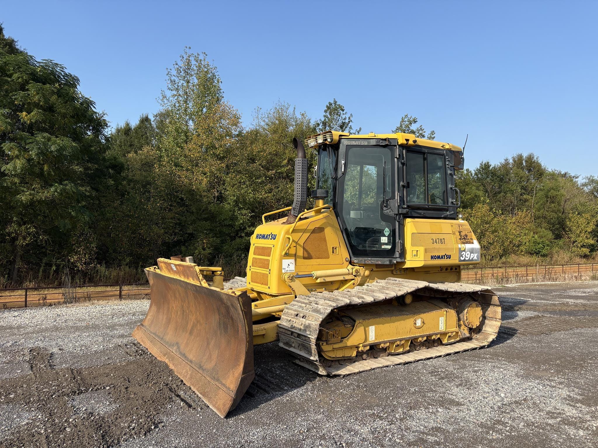 2014 Komatsu D39PX-23 Equipment Image0
